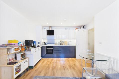 Kitchen/Living Area