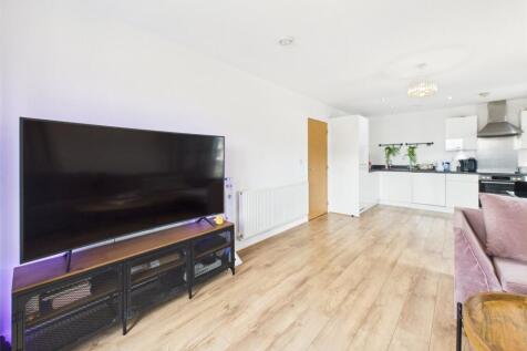 Kitchen/Living Area