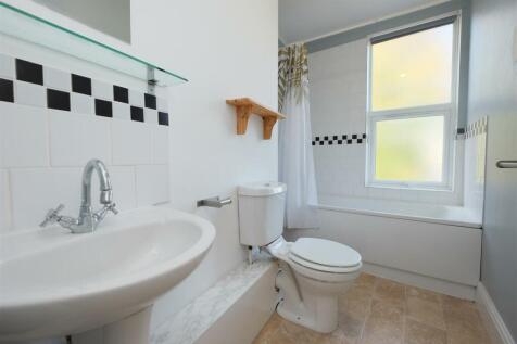 13 Dean Lane, Southville, Bristol BS3 1DB / 13 Mur