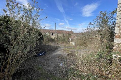17 Station Road, Midsomer Norton, BA3 2AZ Freehold