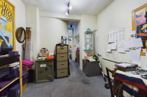 8 Waterloo Street, Clifton Village, Bristol BS8 4B