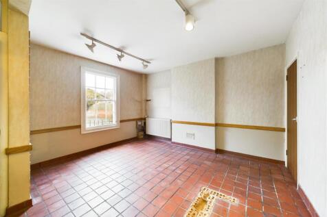 14 Lower Church Street, Chepstow, NP16 5HX | Freeh