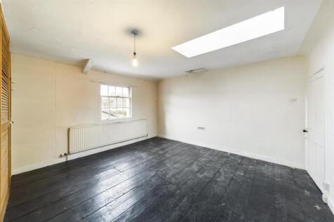 14 Lower Church Street, Chepstow, NP16 5HX | Freeh