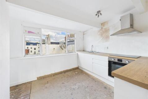 30 The Mall, Clifton Village, Bristol BS8 4DS | Fr