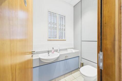 7 Brook Office Park, Folly Brook Road, Emersons Gr