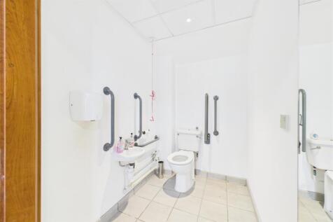 7 Brook Office Park, Folly Brook Road, Emersons Gr