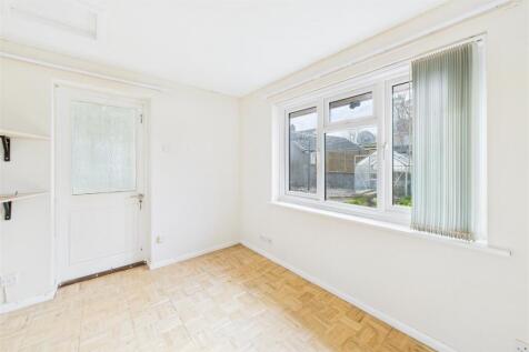 26 Quarry Mead, Alveston, Near Thornbury, South Gl