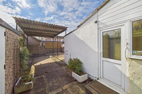 26 Quarry Mead, Alveston, Near Thornbury, South Gl