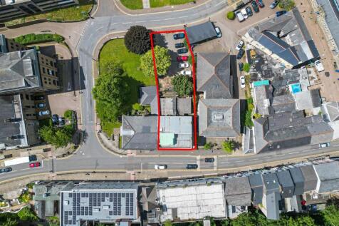 Former Bank 4 Hanbury Road, Pontypool, Gwent NP4 6