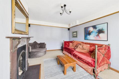 26 Horsecastle Close, Yatton, North Somerset BS49 