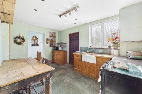 26 Horsecastle Close, Yatton, North Somerset BS49 