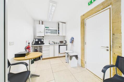 Somerset House, Taunton TA1 1SF | Hollis Morgan Li