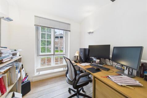 Somerset House, Taunton TA1 1SF | Hollis Morgan Li