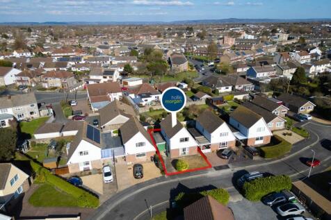 7 Oakdale Gardens, WSM BS22 6AS | Freehold Detache