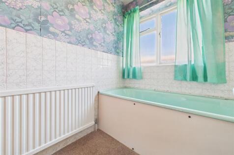 7 Oakdale Gardens, WSM BS22 6AS | Freehold Detache