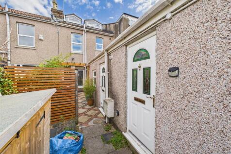 176a Brynland Avenue, Bishopston, Bristol BS7 9DY 