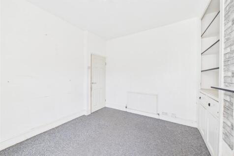 59 Great Western Road, Gloucester GL1 3PZ| Freehol