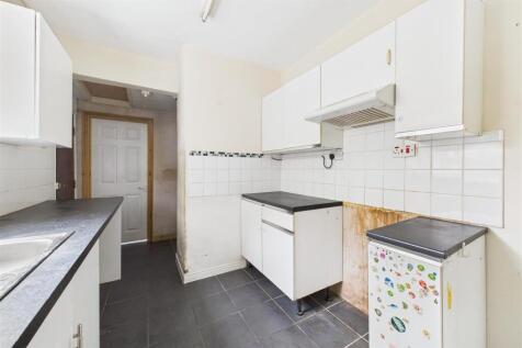 59 Great Western Road, Gloucester GL1 3PZ| Freehol