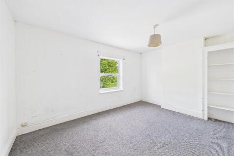 59 Great Western Road, Gloucester GL1 3PZ| Freehol