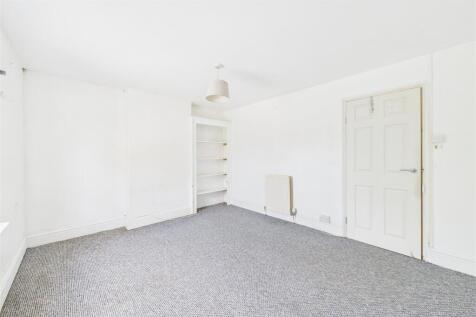 59 Great Western Road, Gloucester GL1 3PZ| Freehol