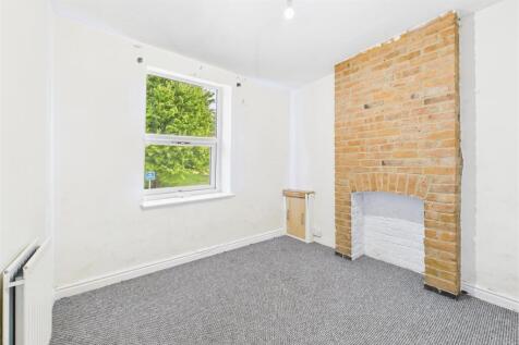 59 Great Western Road, Gloucester GL1 3PZ| Freehol