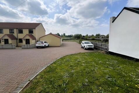 Pony Paddock &#64; Moorhouse Lane, Hallen, South Glouc