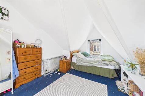 2 Manor Park, Redland, Bristol BS6 7HH | Freehold 