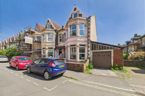 2 Manor Park, Redland, Bristol BS6 7HH | Freehold 