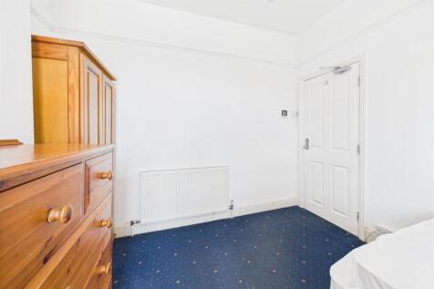 2 Manor Park, Redland, Bristol BS6 7HH | Freehold 