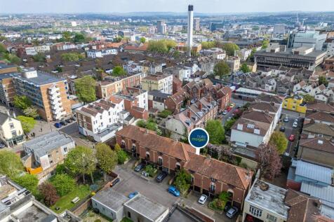 6 Tyndals Park Mews, St Michael&#39;s Hill, Bristol BS