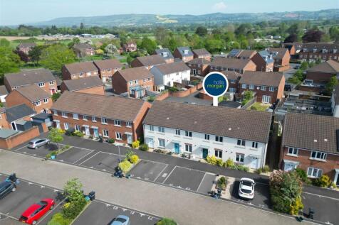 61 Dragon Rise, Norton Fitzwarren, Taunton TA2 6FA