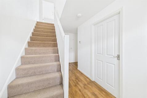 61 Dragon Rise, Norton Fitzwarren, Taunton TA2 6FA