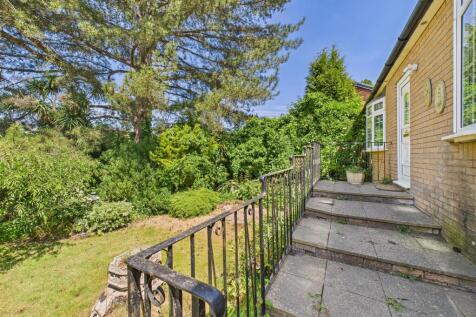 10 Sanctuary Gardens, Sneyd Park, Bristol BS9 1QR 