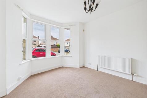 62 Charlton Road, Kingswood, Bristol BS15 1HB | Fr