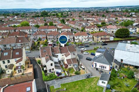 62 Charlton Road, Kingswood, Bristol BS15 1HB | Fr