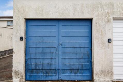 Garages 9, 10, 12, 13, 18 - Mayflower Close Mayflo