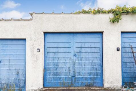 Garages 9, 10, 12, 13, 18 - Mayflower Close Mayflo