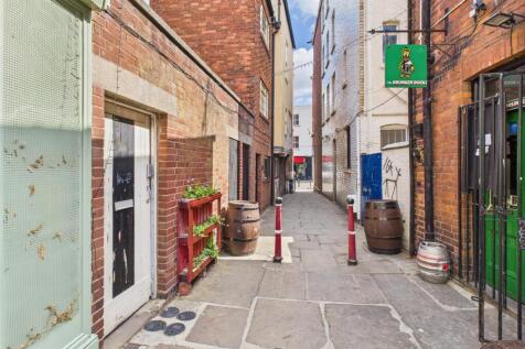 Flat 1, 2A Bull Lane, Westgate Street, Gloucester 