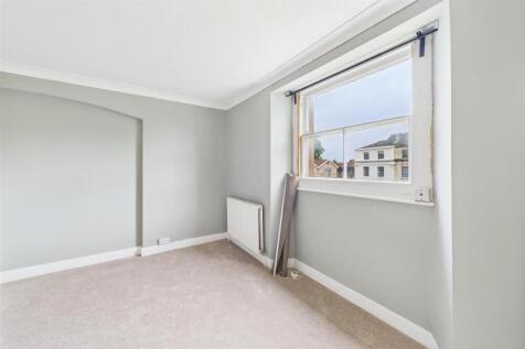 Top Floor Flat, 5 Pembroke Road Clifton, Bristol B