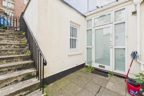 Basement Flat &#64; 54 St Pauls Road, Clifton, Bristol