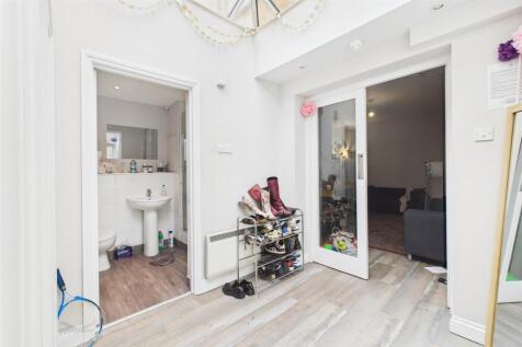 Basement Flat &#64; 54 St Pauls Road, Clifton, Bristol