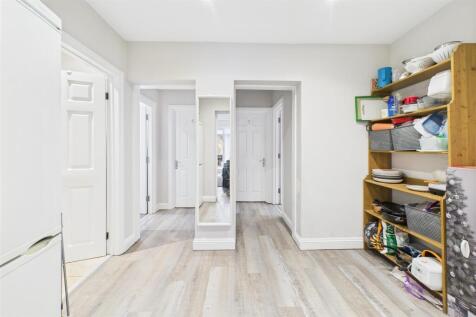 Basement Flat &#64; 54 St Pauls Road, Clifton, Bristol