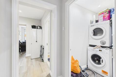 Basement Flat &#64; 54 St Pauls Road, Clifton, Bristol
