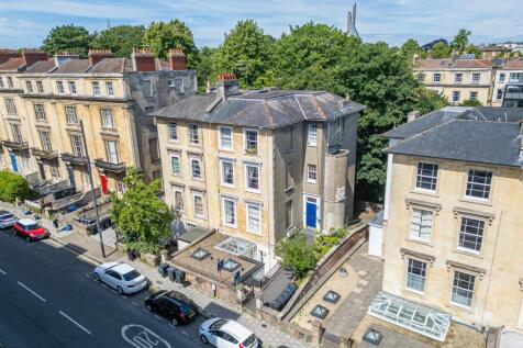 Basement Flat &#64; 54 St Pauls Road, Clifton, Bristol