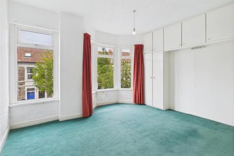 8 Kensington Road, St George, Bristol BS5 7NB | Fr
