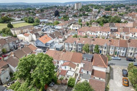 8 Kensington Road, St George, Bristol BS5 7NB | Fr