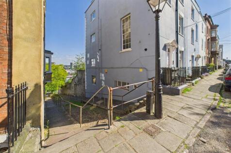 Garden Maisonette, 17 Somerset Street, Kingsdown, 