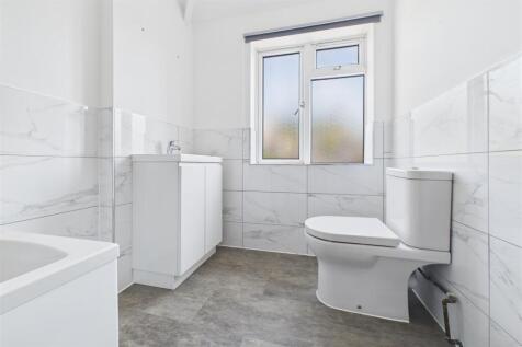 52 Kings Weston Avenue, Shirehampton, Bristol BS11
