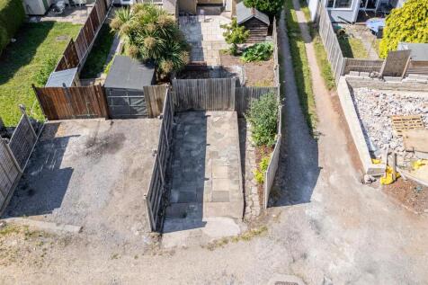 52 Kings Weston Avenue, Shirehampton, Bristol BS11