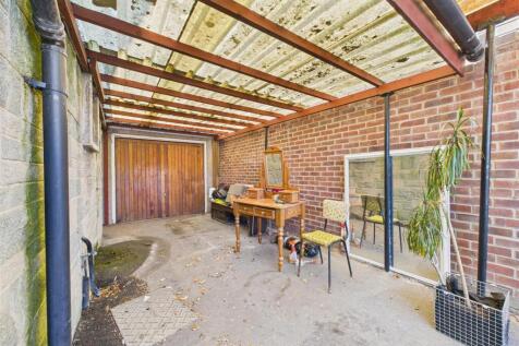 44 Hillcrest Road, Nailsea, North Somerset BS48 2J